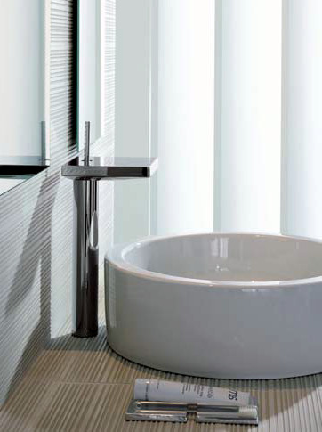 [hansgrohe_1.jpg - 9KB]